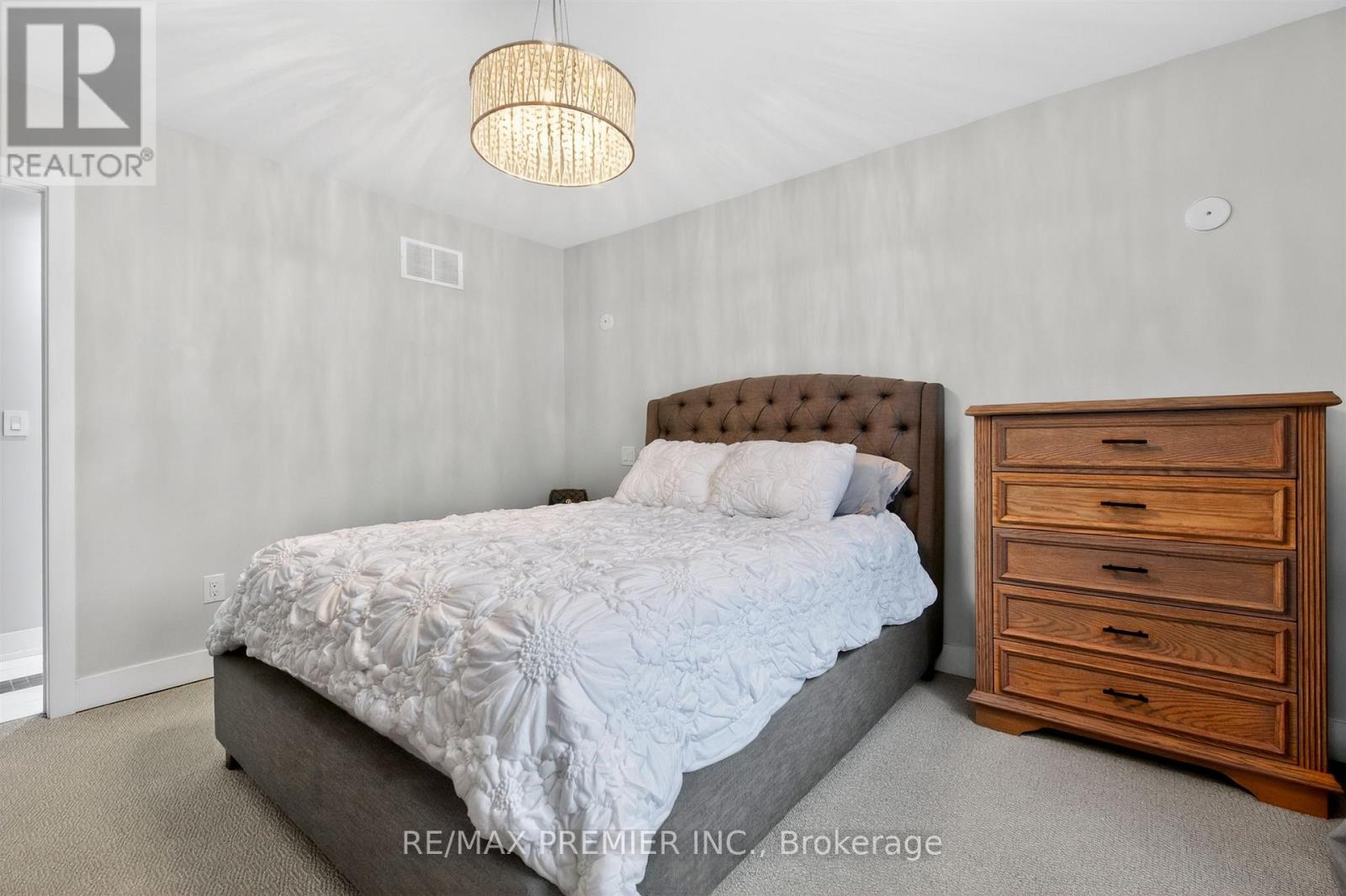 15 Fern Street, Brampton, Ontario  L6Y 1X3 - Photo 24 - W13431194