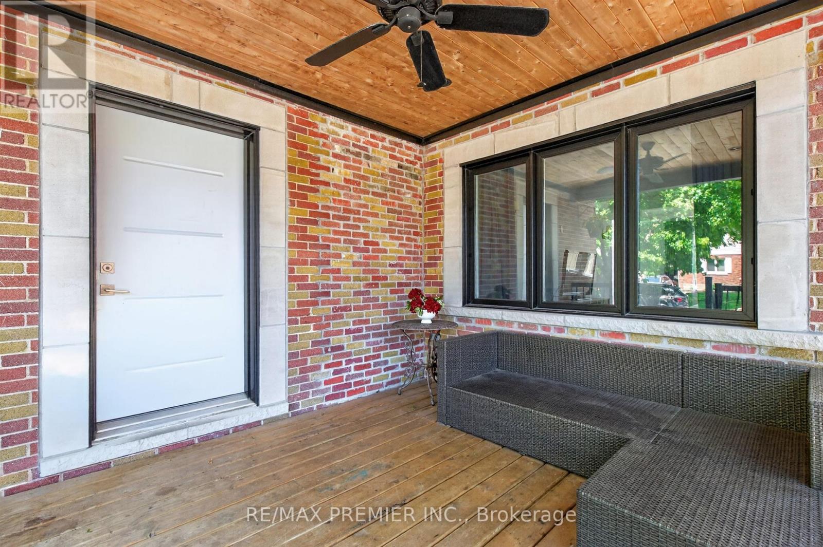 15 Fern Street, Brampton, Ontario  L6Y 1X3 - Photo 4 - W13431194
