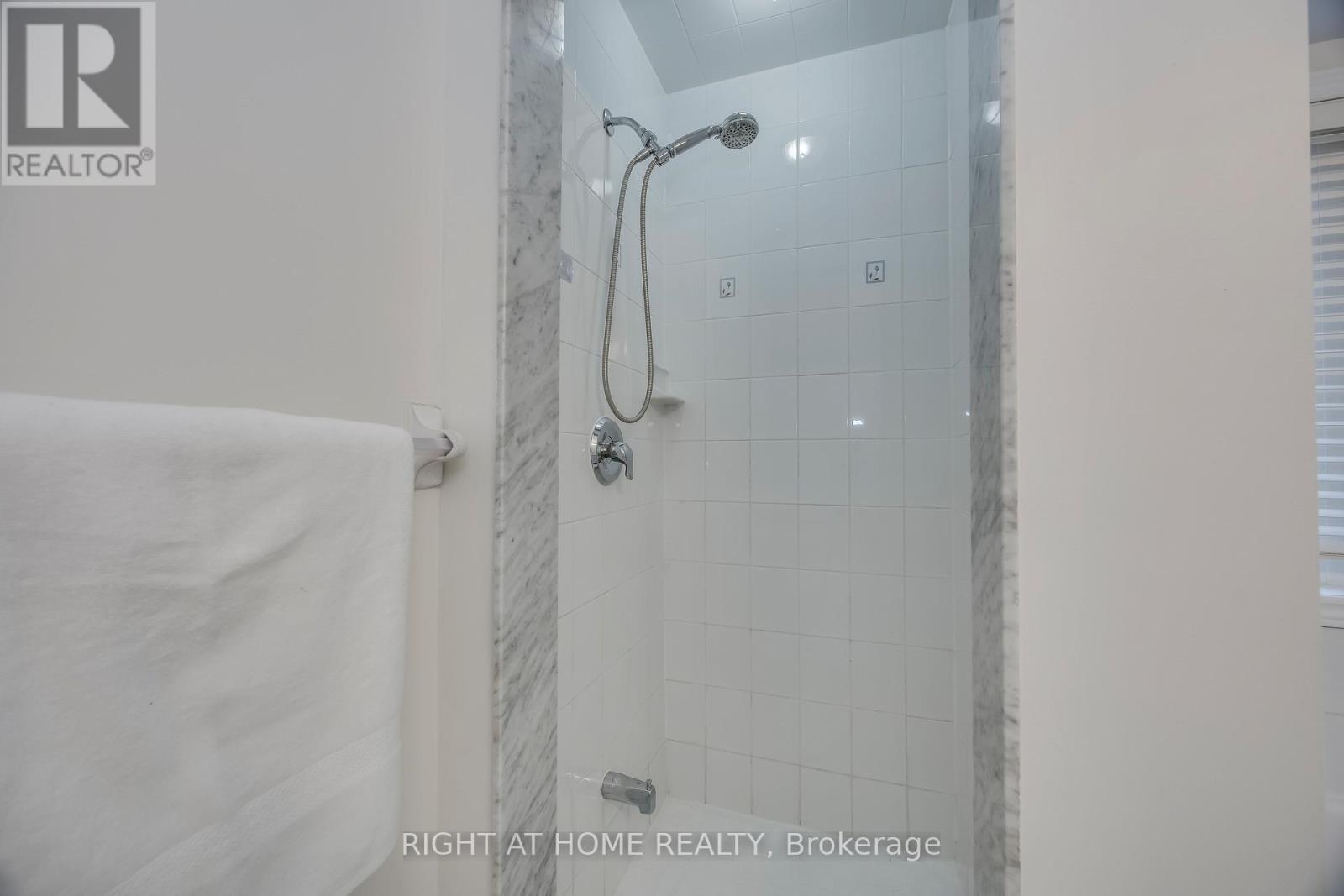 13 - 1015 Galesway Boulevard, Mississauga, Ontario  L5V 0A8 - Photo 21 - W13431466
