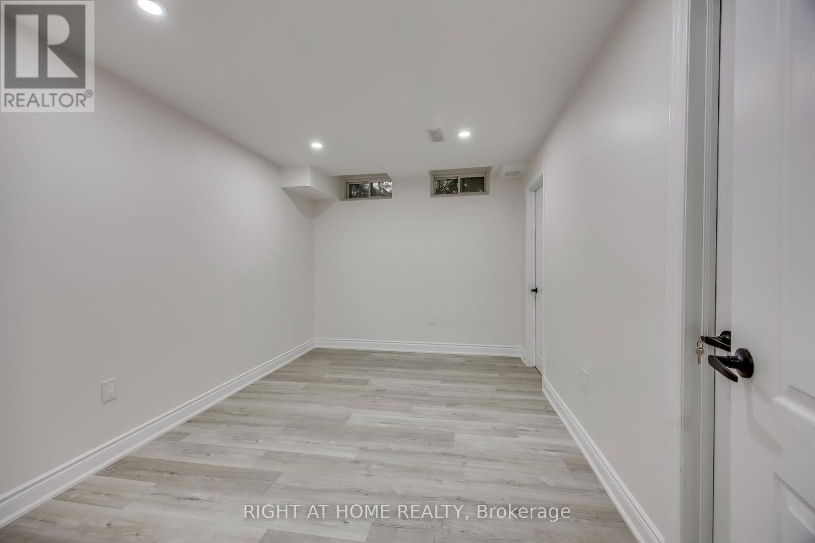 13 - 1015 Galesway Boulevard, Mississauga, Ontario  L5V 0A8 - Photo 36 - W13431466
