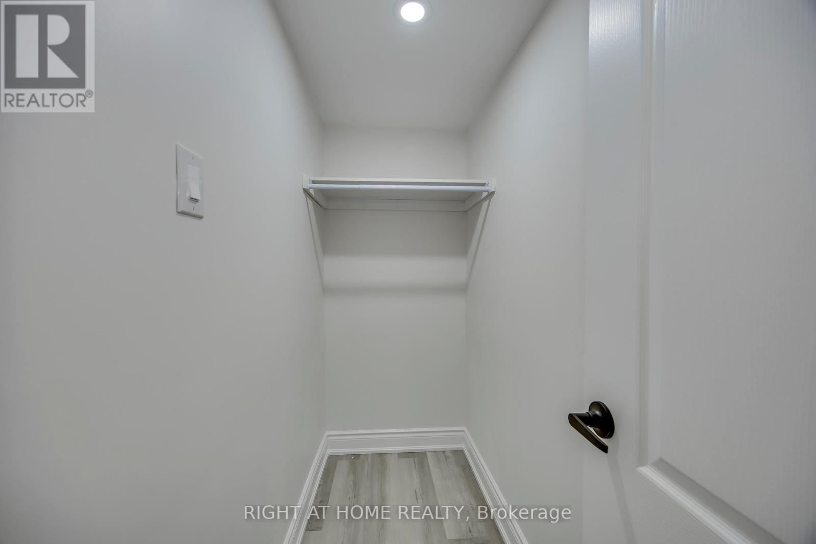 13 - 1015 Galesway Boulevard, Mississauga, Ontario  L5V 0A8 - Photo 37 - W13431466