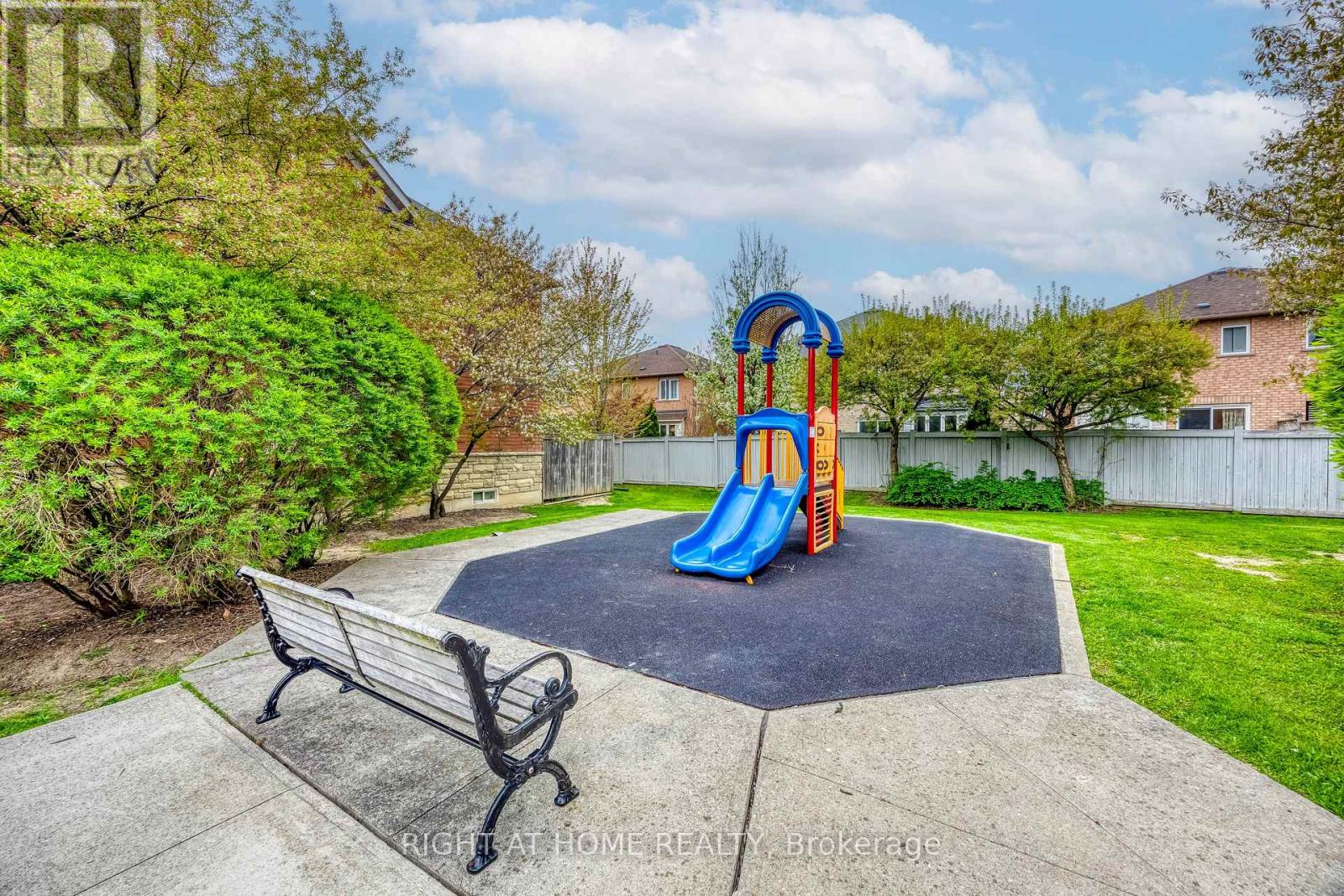 13 - 1015 Galesway Boulevard, Mississauga, Ontario  L5V 0A8 - Photo 40 - W13431466