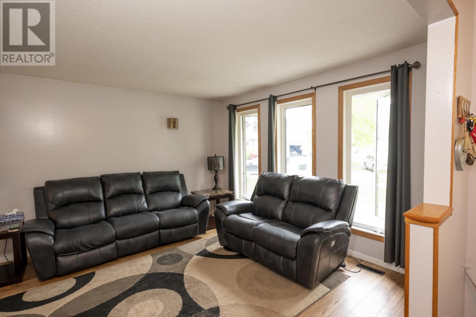 205 Linden Ct, Thunder Bay, Ontario  P7B 6R6 - Photo 7 - TB2601454