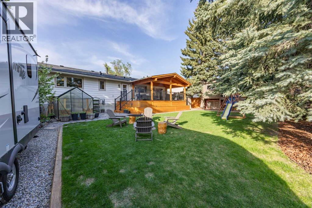 111 Silvergrove Green Nw, Calgary, Alberta  T3B 4H8 - Photo 30 - A2318686