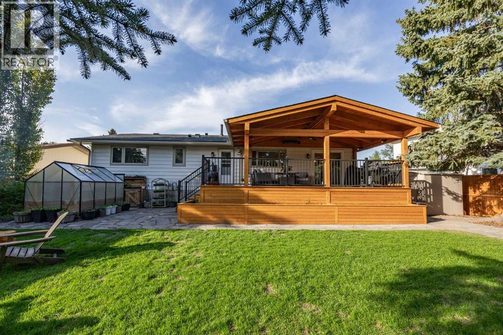 111 Silvergrove Green Nw, Calgary, Alberta  T3B 4H8 - Photo 28 - A2318686