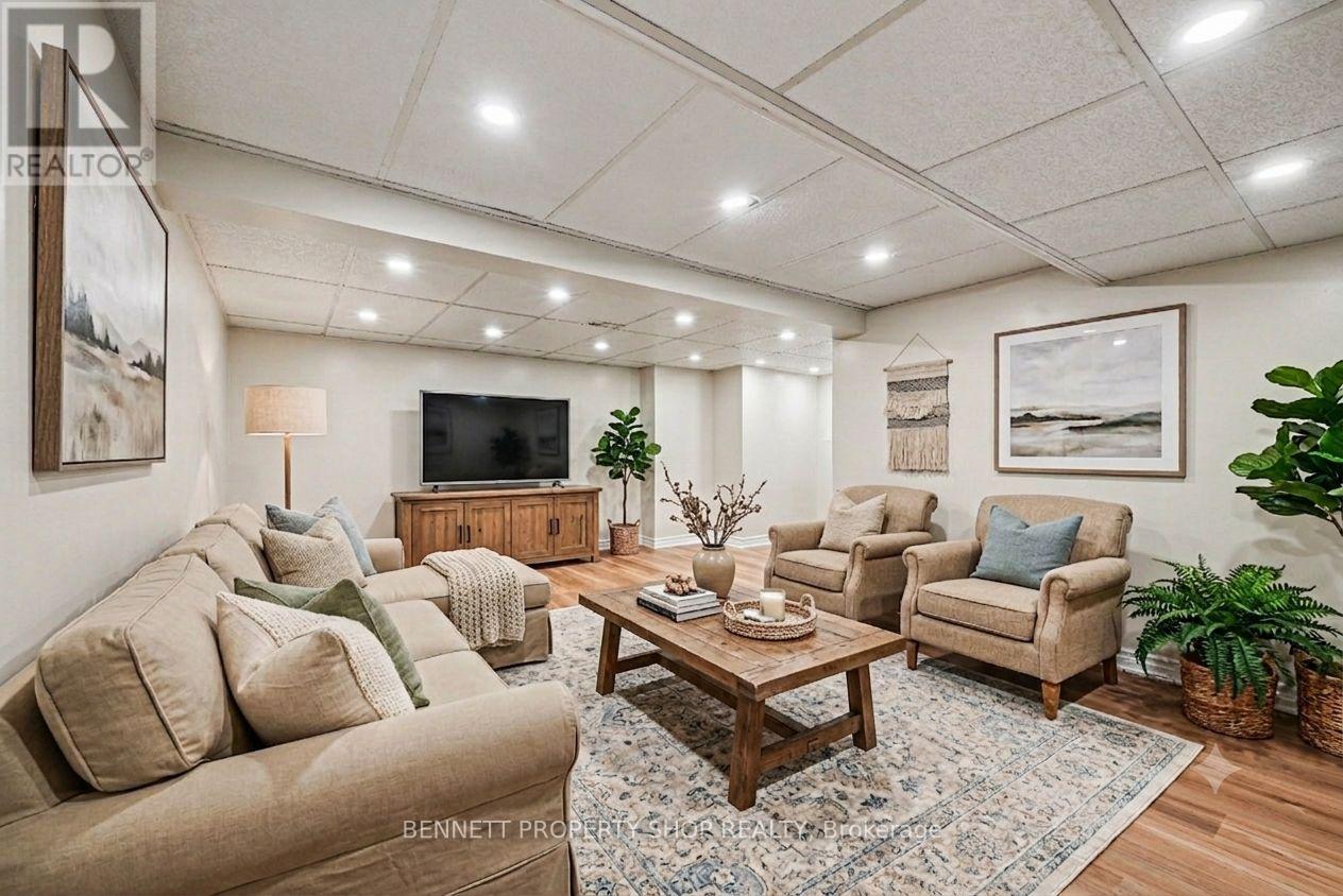 78 Meadowbank Drive, Ottawa, Ontario  K2G 0P5 - Photo 22 - X13431676