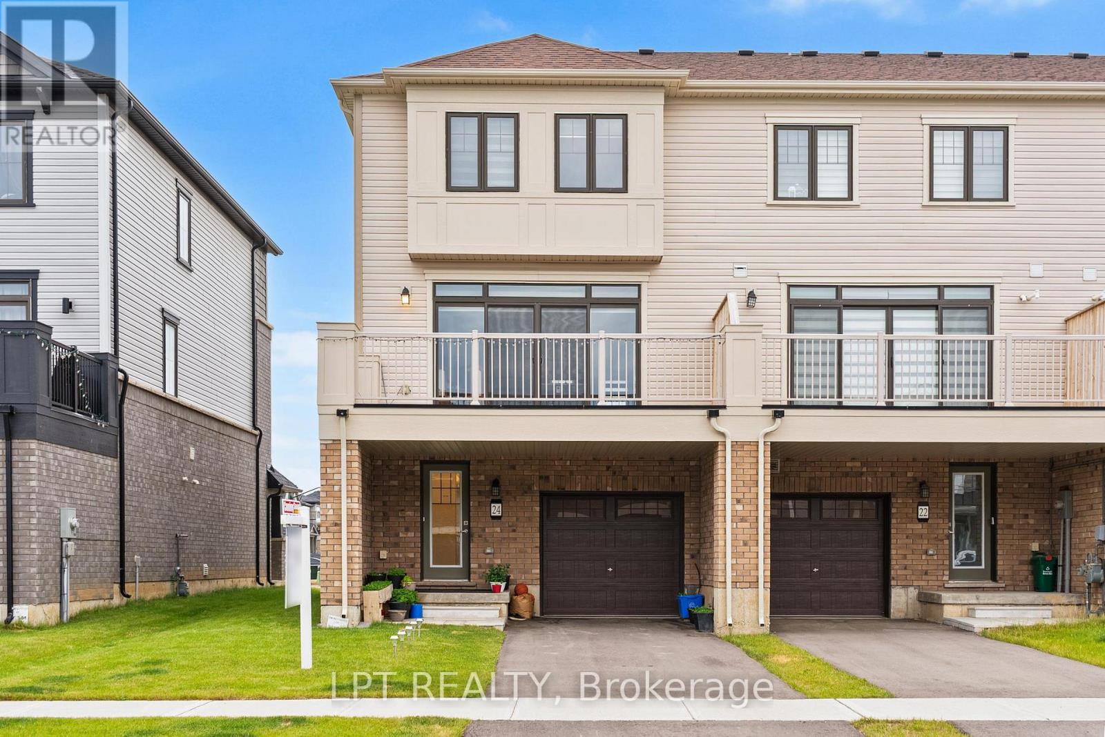24 BEE CRESCENT, Brantford, Ontario