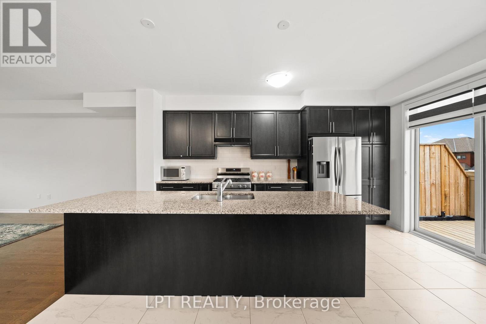 24 Bee Crescent, Brantford, Ontario  N3T 0V7 - Photo 18 - X13431436