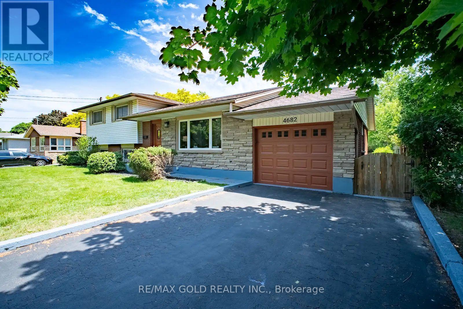 4682 PINEDALE DRIVE, Niagara Falls, Ontario