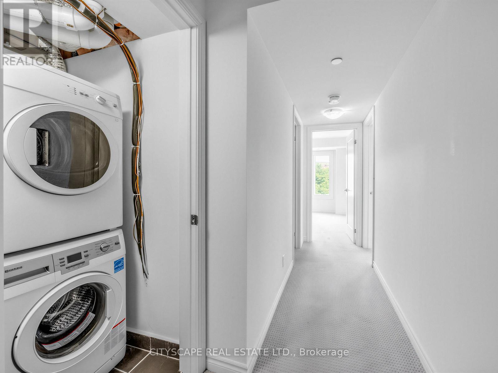 145 Long Branch Avenue, Toronto, Ontario M8W 0A9 - Photo 25 - W13415422