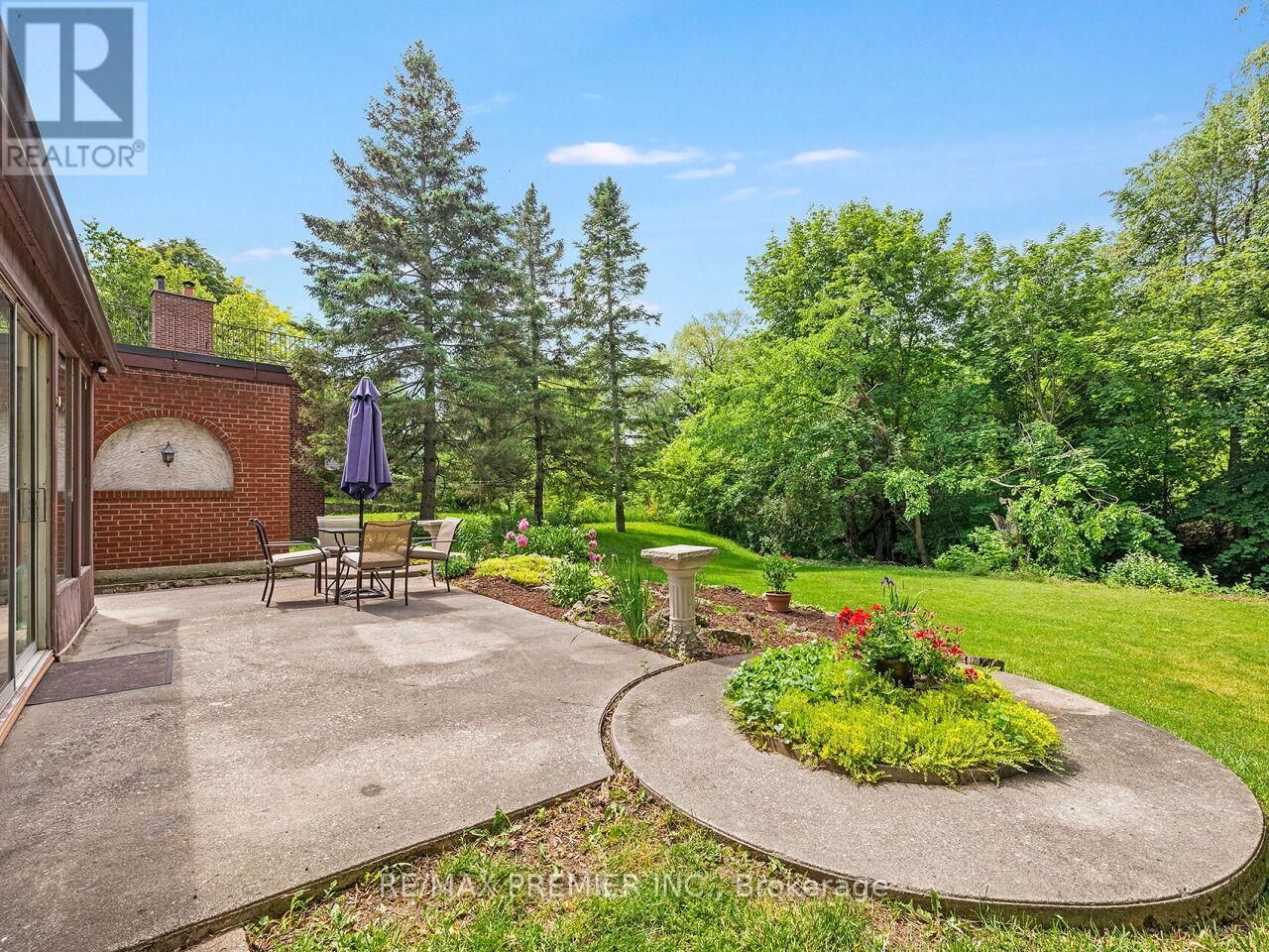 41 Florida Crescent, Toronto, Ontario  M9M 1P4 - Photo 32 - W13430318