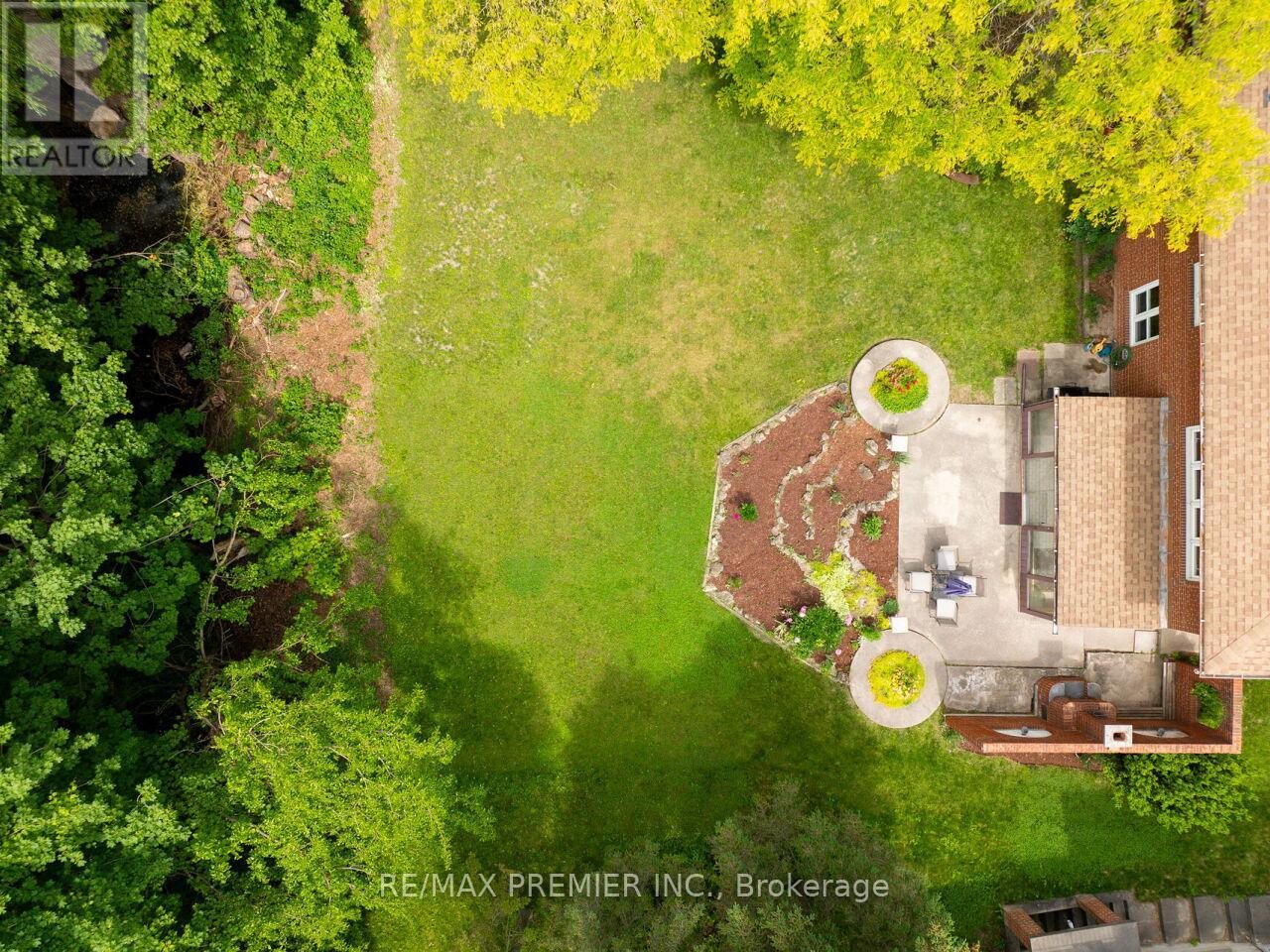 41 Florida Crescent, Toronto, Ontario  M9M 1P4 - Photo 41 - W13430318