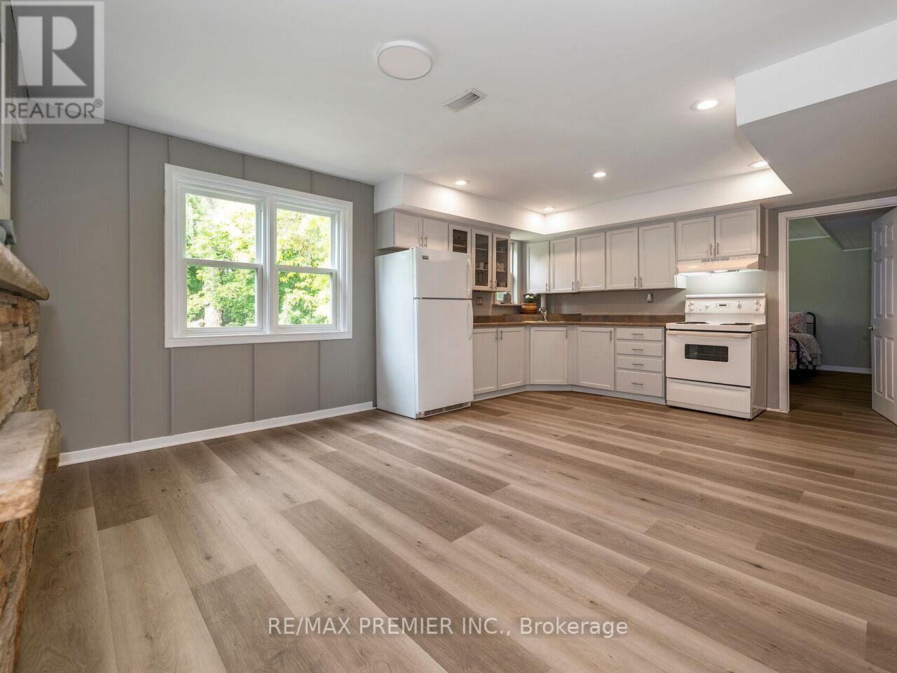 41 Florida Crescent, Toronto, Ontario  M9M 1P4 - Photo 21 - W13430318