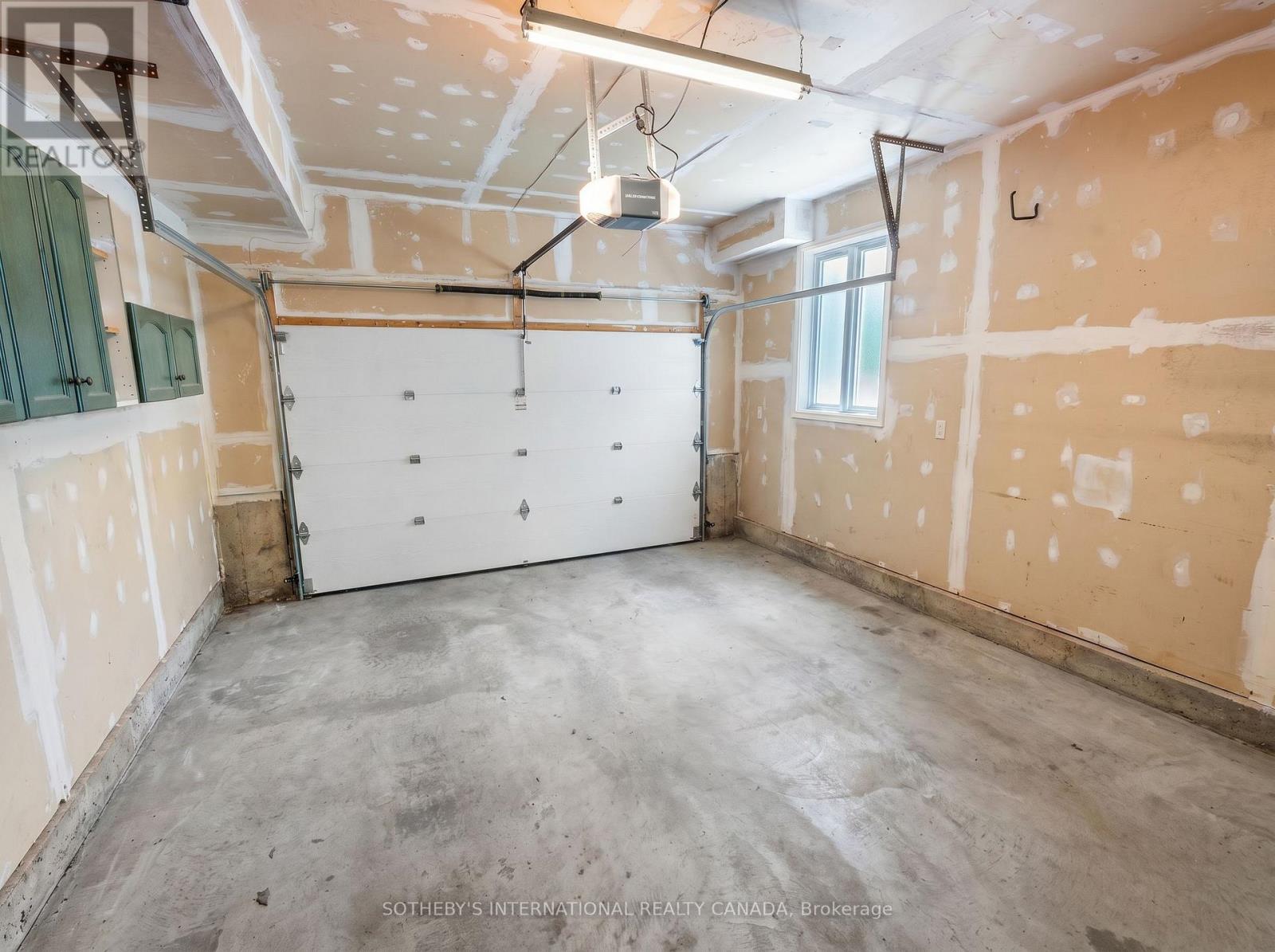 68 Harbourview Crescent, Toronto, Ontario  M8V 4B1 - Photo 33 - W13422552
