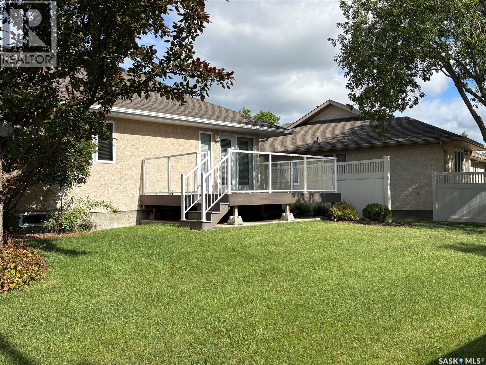 27 330 Stodola Court, Saskatoon, Saskatchewan  S7N 4N9 - Photo 3 - SK029164
