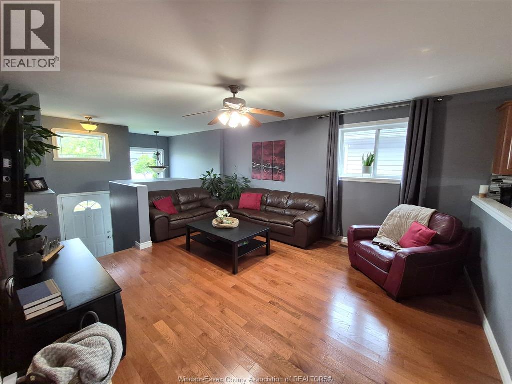 2514 Duneshill Avenue, Windsor, Ontario  N8P 1Y2 - Photo 4 - 26013798