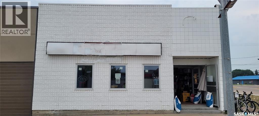 201 - 203 Centre STREET, Meadow Lake, Saskatchewan