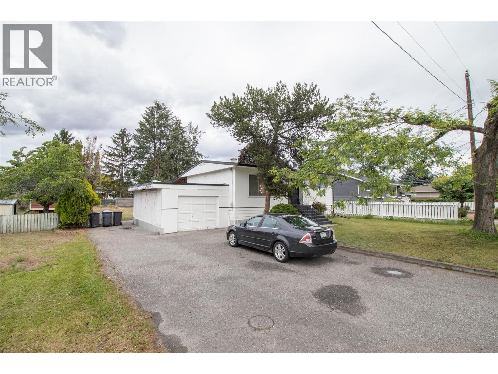 1381 Mcbride Road, Kelowna, British Columbia  V1Y 4A5 - Photo 19 - 10390928