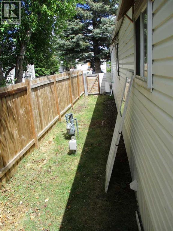 40, 3223 83 Street NW, Calgary, Alberta  T3B 5M8 - Photo 43 - A2320038