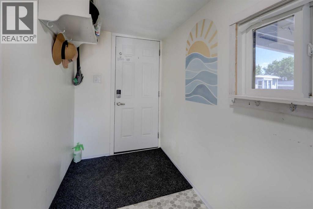 40, 3223 83 Street NW, Calgary, Alberta  T3B 5M8 - Photo 26 - A2320038