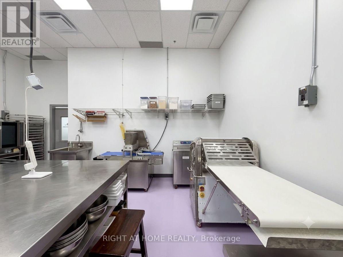 A17 - 1550 16th Avenue, Richmond Hill, Ontario  L4B 3K9 - Photo 18 - N13430386