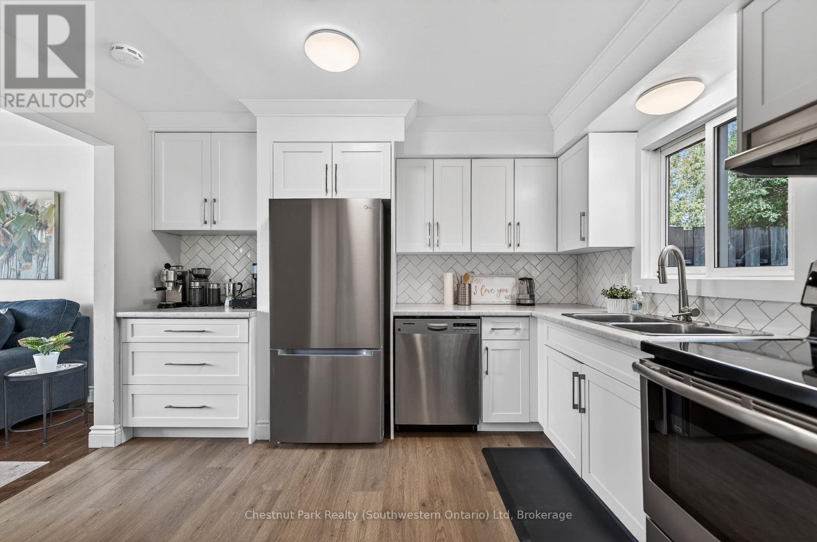 170 WILLOW ROAD, Guelph, Ontario