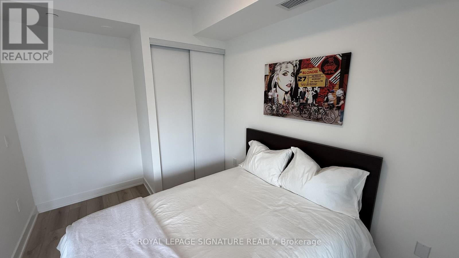 203 - 5 Lakeview Avenue, Toronto, Ontario M6J 0H3 - Photo 3 - C13424046