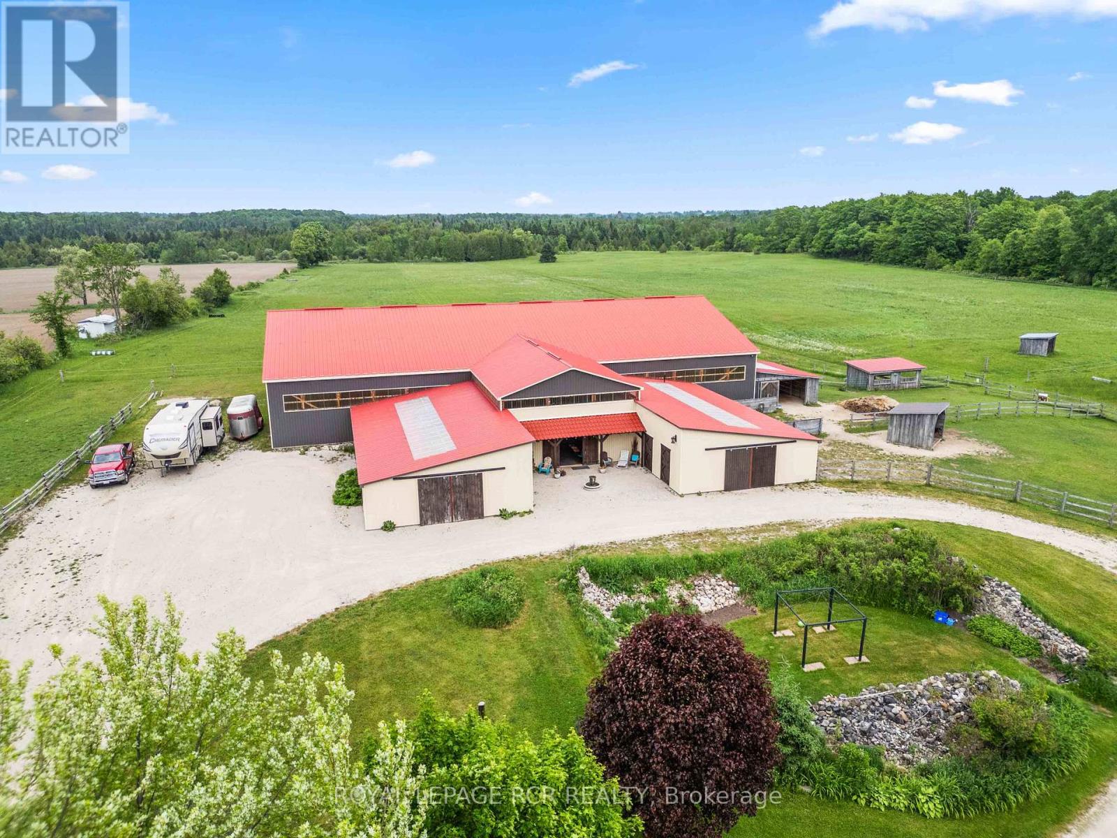 773367 10 Highway, Grey Highlands, Ontario  N0C 1L0 - Photo 3 - X12919486