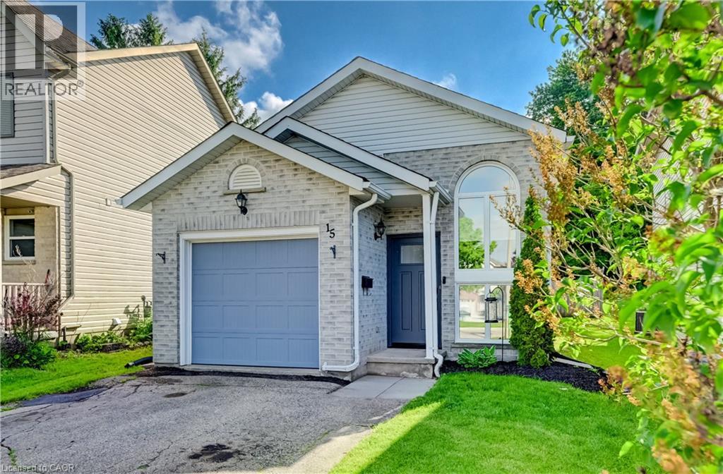 15 MICHELLE Court, Kitchener, Ontario