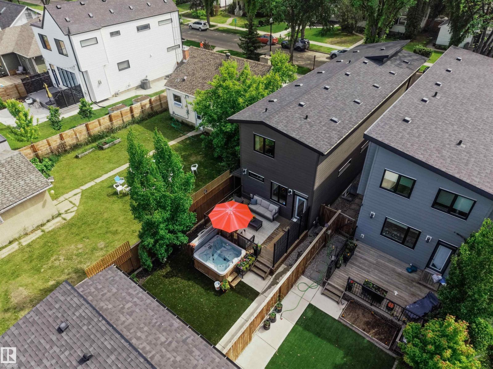 10330 136 St NW NW, Edmonton, Alberta  T5N 2E5 - Photo 3 - E4492960