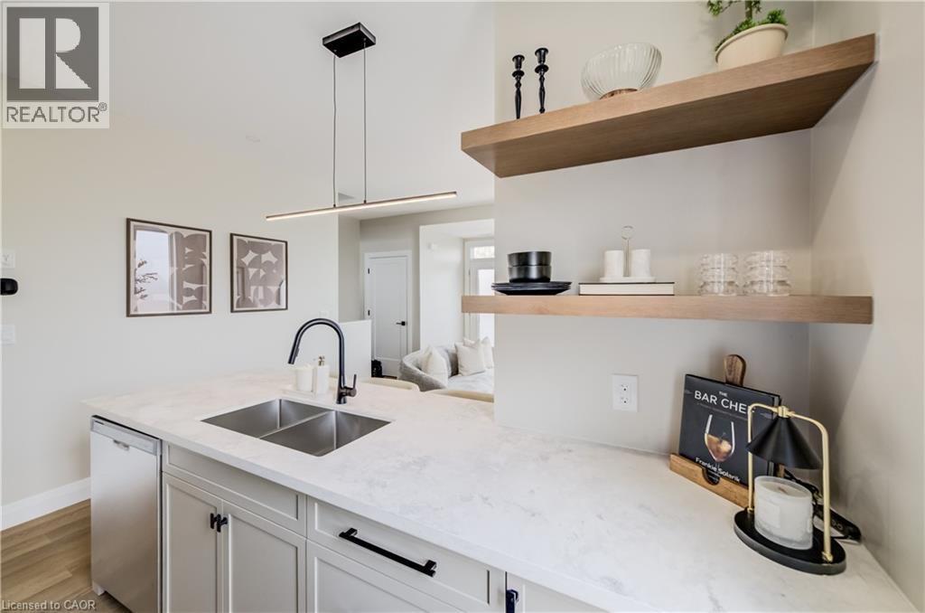 210 Heritage Drive Unit# Upper, Kitchener, Ontario  N2B 3J6 - Photo 7 - 40838686