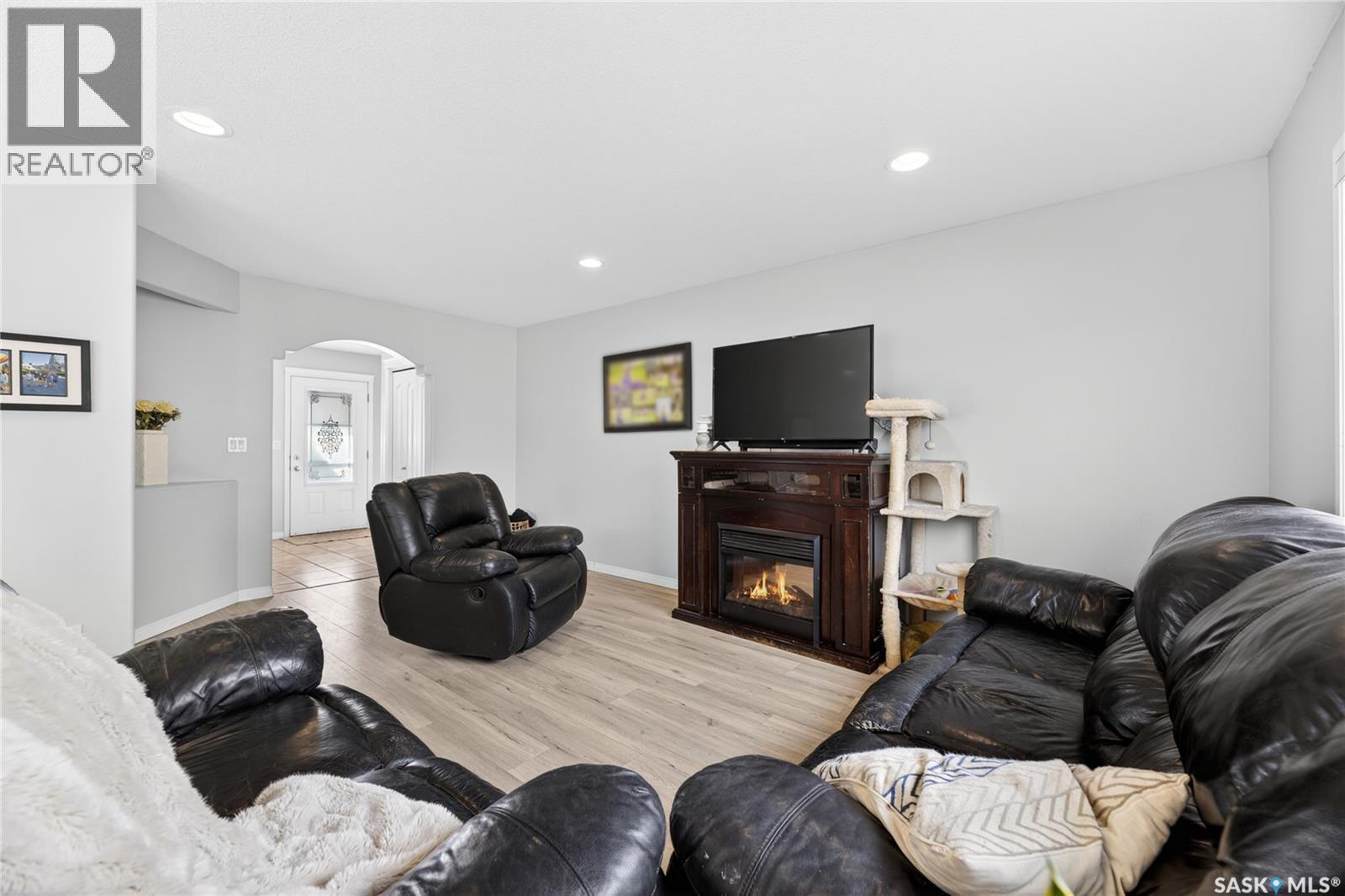 526 Beckett Crescent, Saskatoon, Saskatchewan  S7N 4X3 - Photo 5 - SK039066