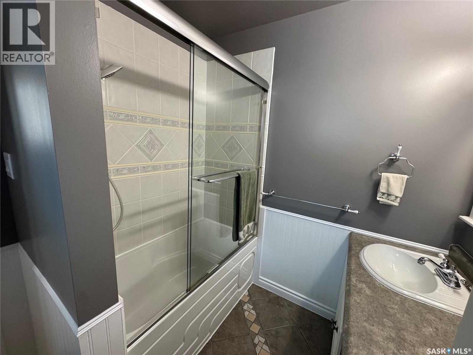 712 Douglas Park Crescent E, Regina, Saskatchewan  S4N 2S2 - Photo 22 - SK039008