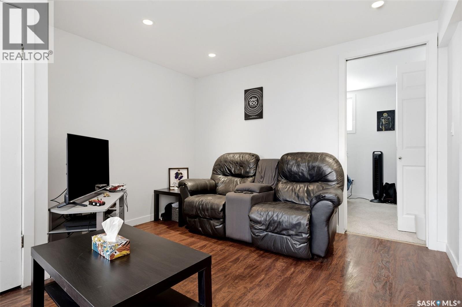 5608 2nd Avenue N, Regina, Saskatchewan  S4R 5M5 - Photo 28 - SK038972