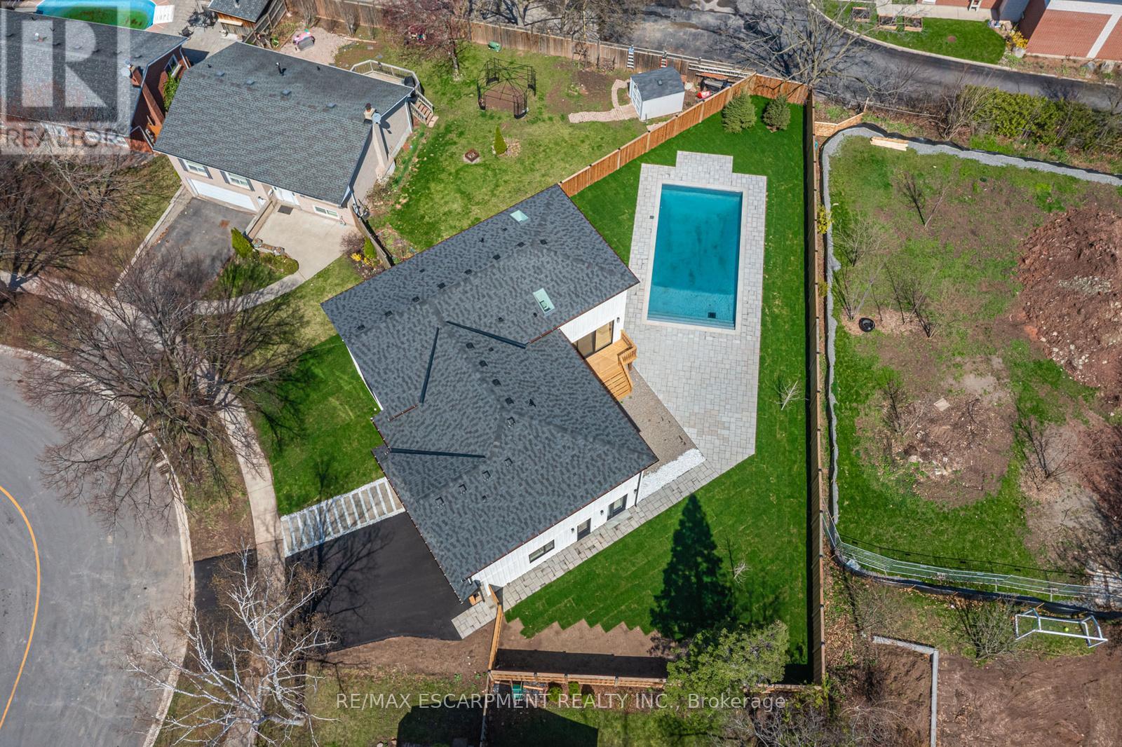 2488 Bridge Road, Oakville, Ontario  L6L 2H2 - Photo 41 - W13020206