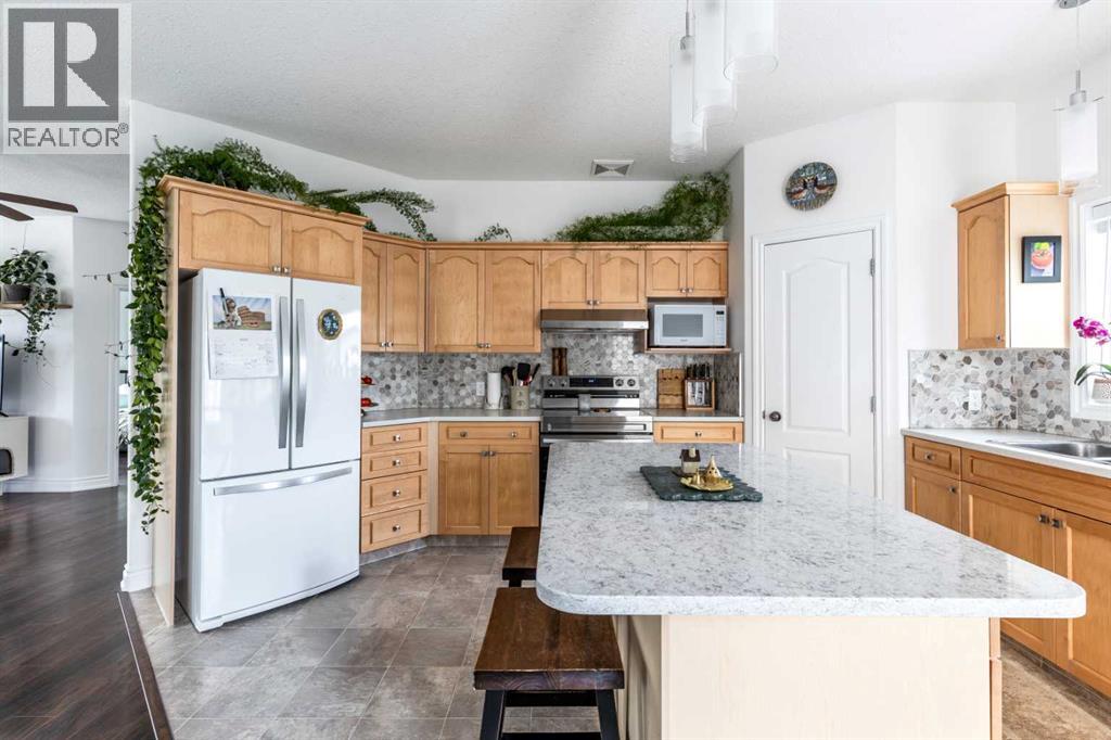16 Vista Place SE, Medicine Hat, Alberta  T1B 4V4 - Photo 14 - A2316538