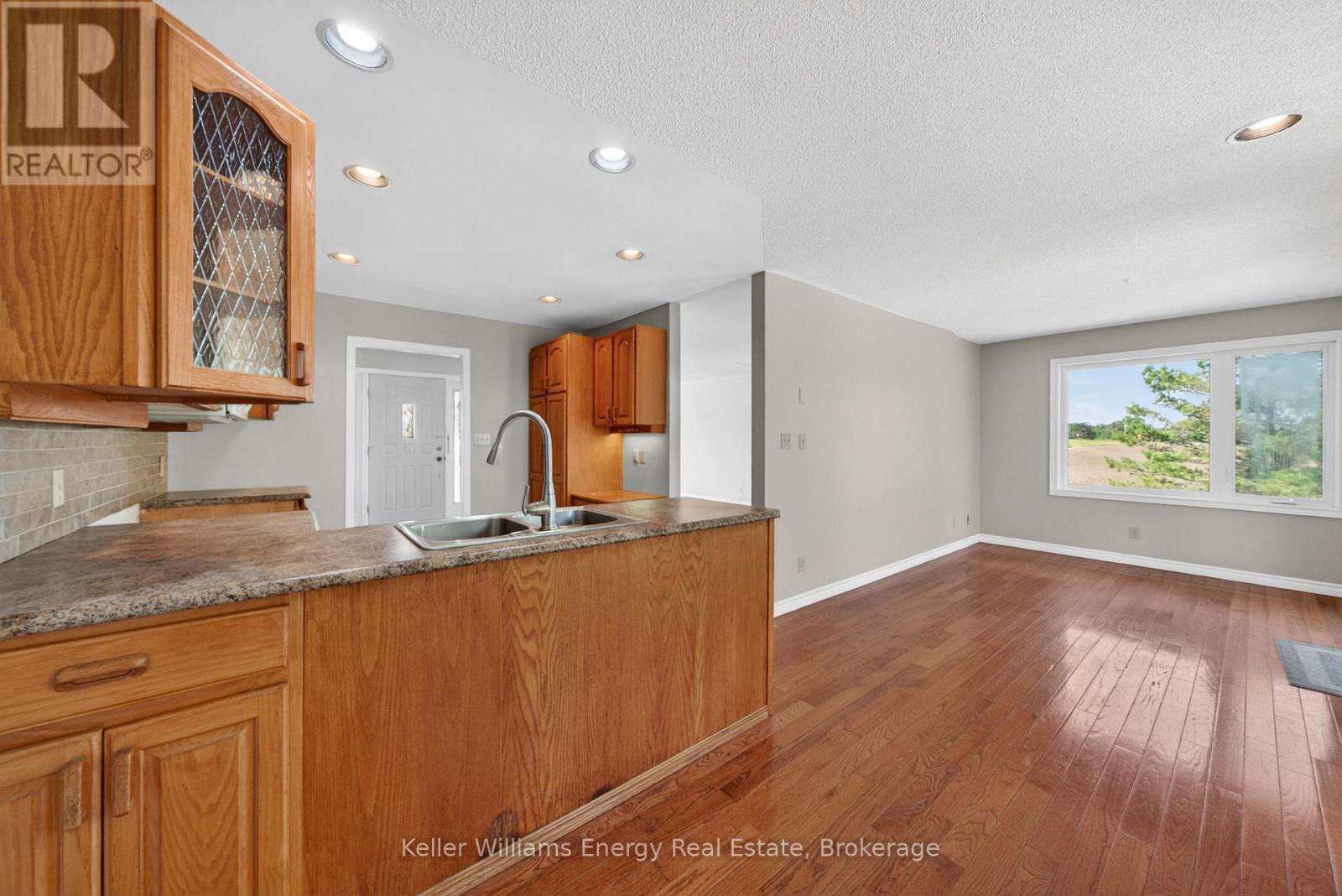 658 Ridge Road, Prince Edward County, Ontario  K0K 2T0 - Photo 19 - X13431930