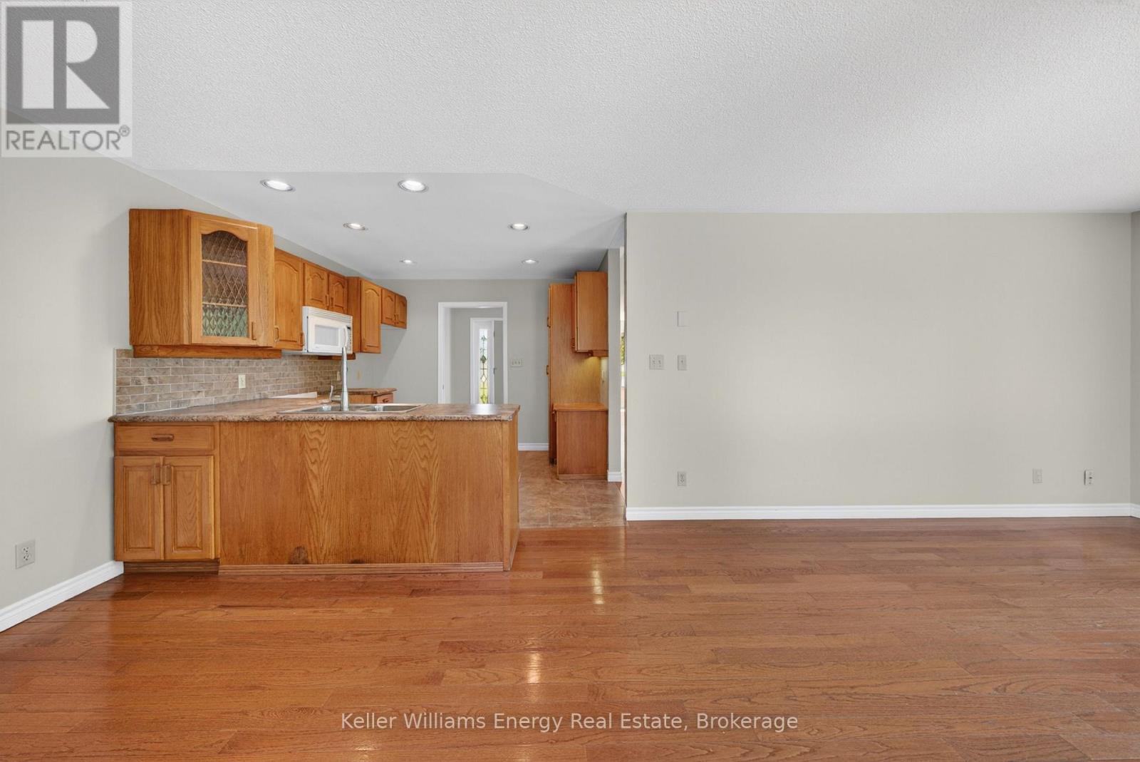 658 Ridge Road, Prince Edward County, Ontario  K0K 2T0 - Photo 23 - X13431930