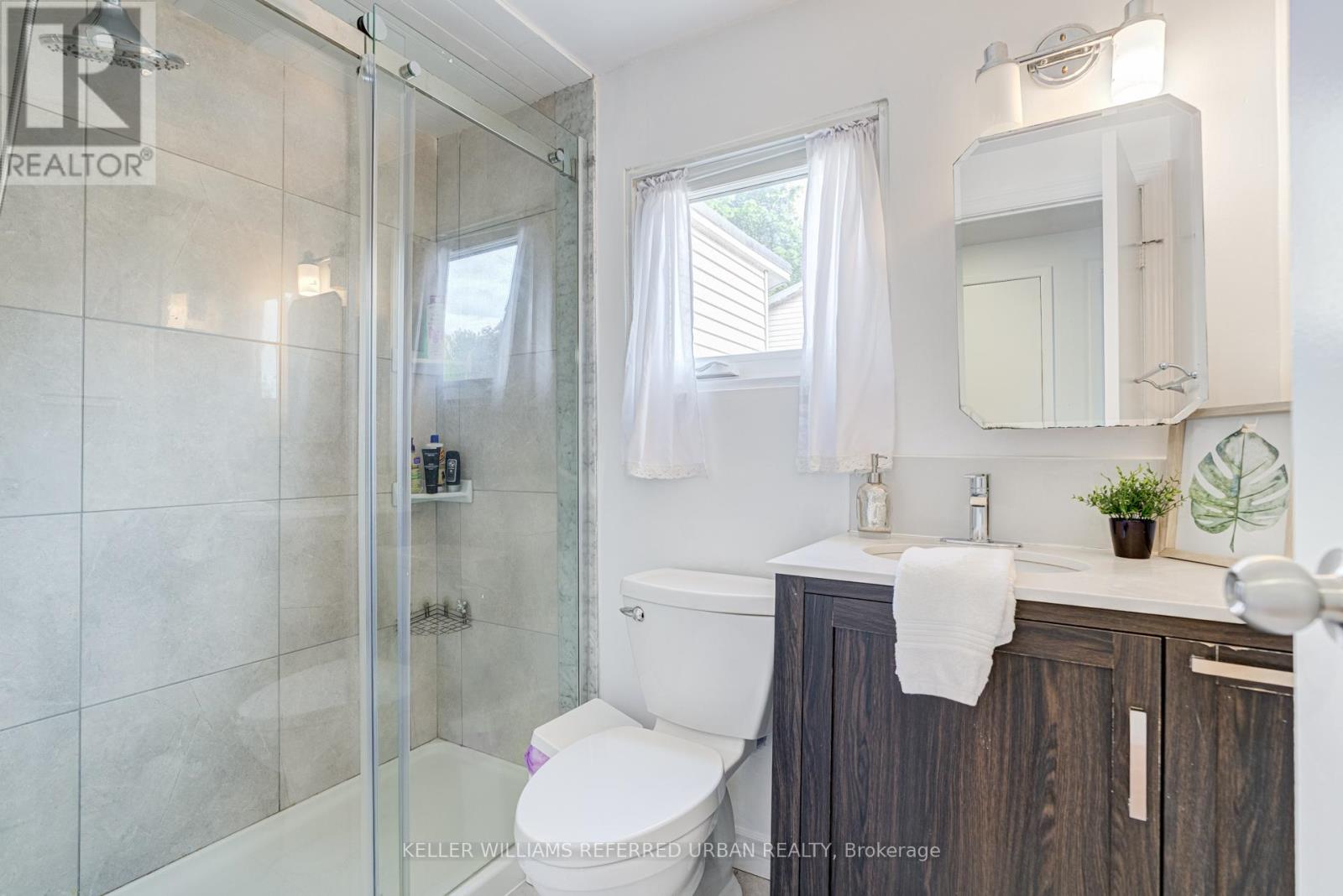 874 Finley Avenue, Ajax, Ontario  L1S 3R9 - Photo 20 - E13431744