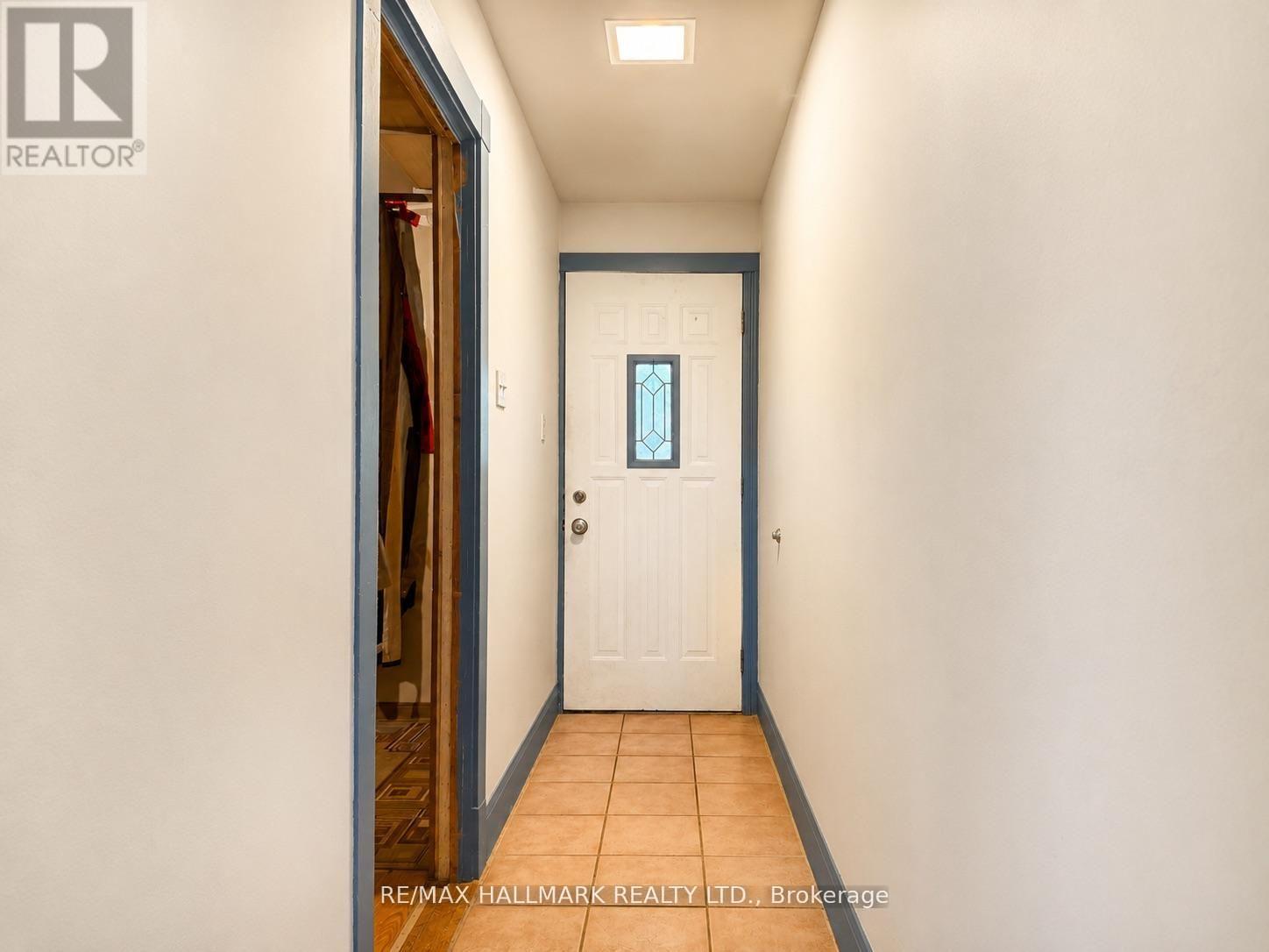 71 Boulton Avenue, Toronto, Ontario  M4M 2J4 - Photo 7 - E13431768