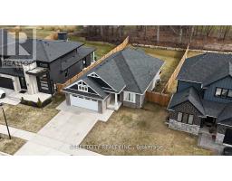 95 OPTIMIST DRIVE, Southwold, Ontario