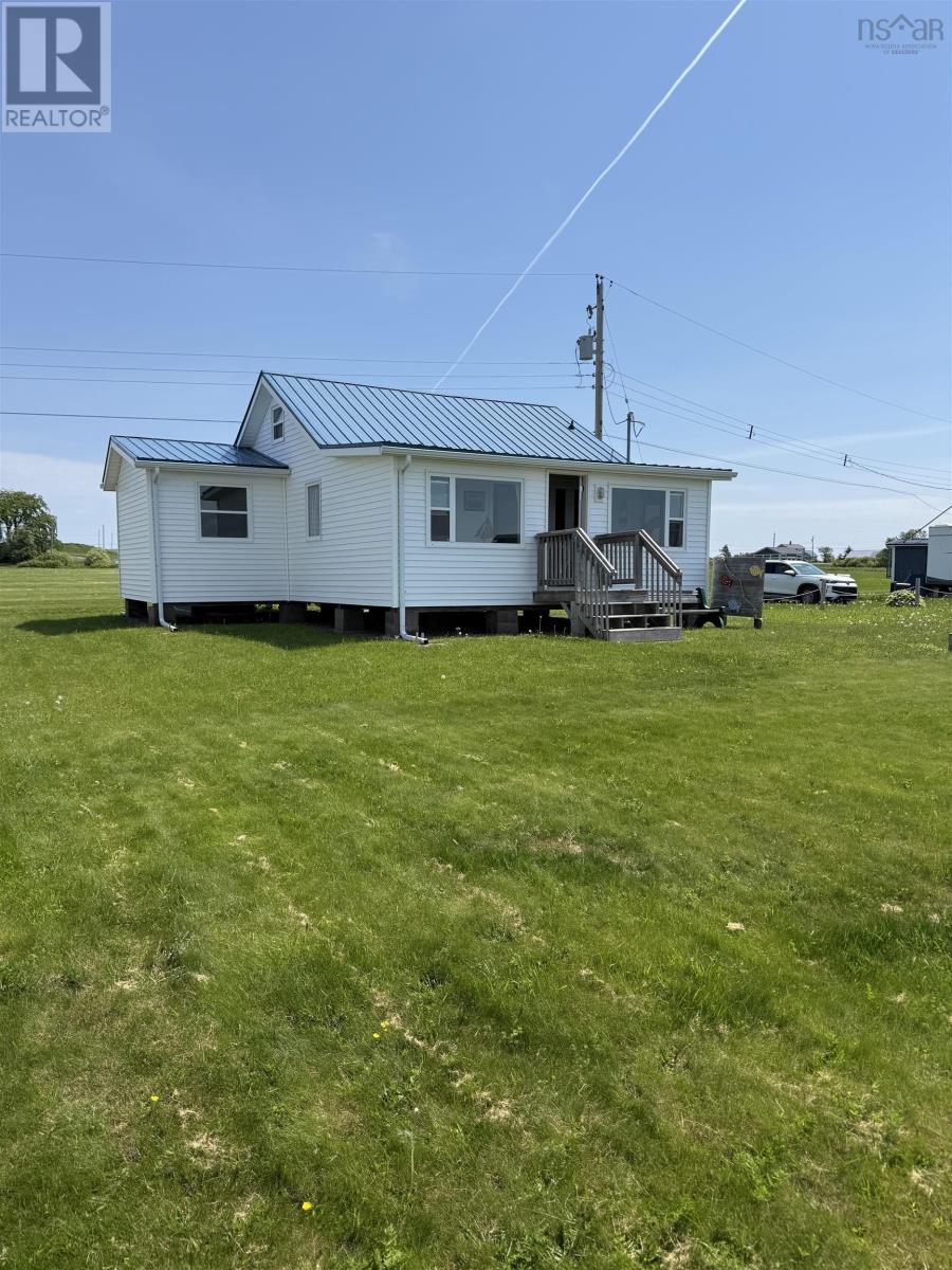 115 Fishing Point Road, Pugwash, Nova Scotia  B0K 1L0 - Photo 1 - 202613989