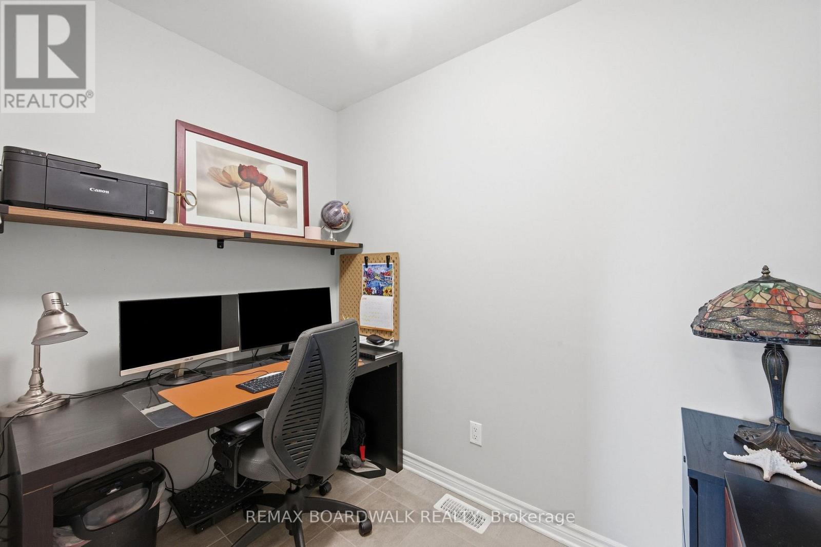 543 Labrador Crescent, Ottawa, Ontario  K1T 0R4 - Photo 10 - X13431912
