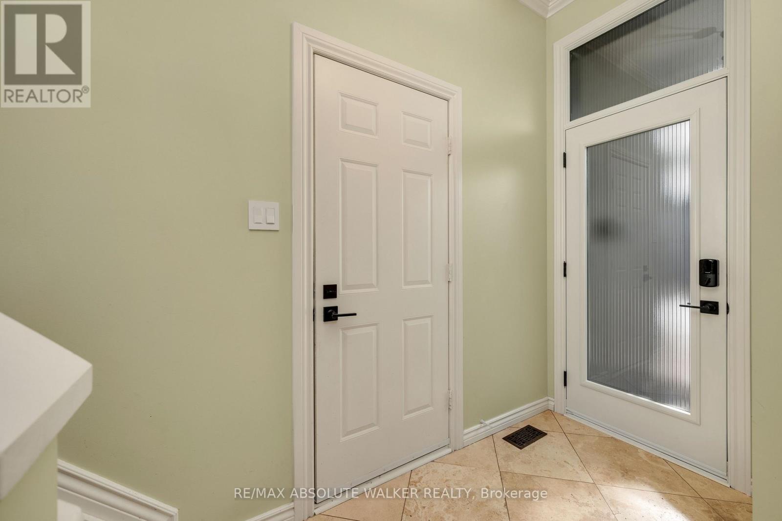 1824 Hennessy Crescent, Ottawa, Ontario  K4A 3X8 - Photo 6 - X13432118