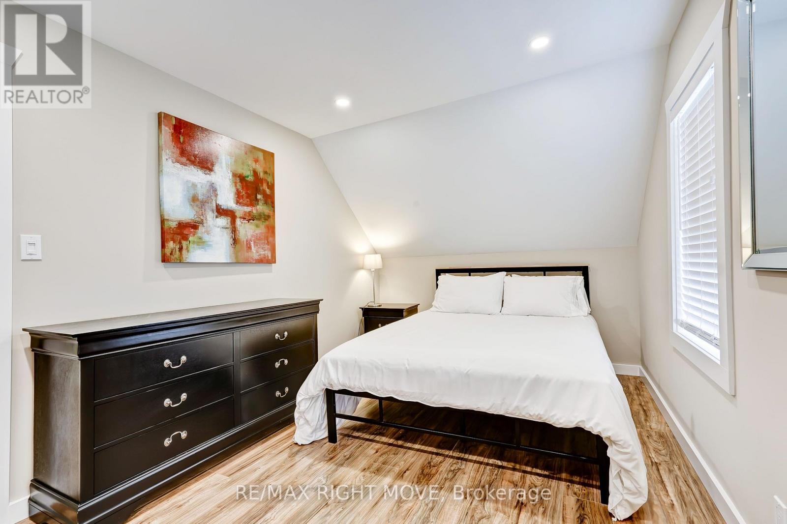 209 Atherley Road, Orillia, Ontario  L3V 1N6 - Photo 20 - S13431730