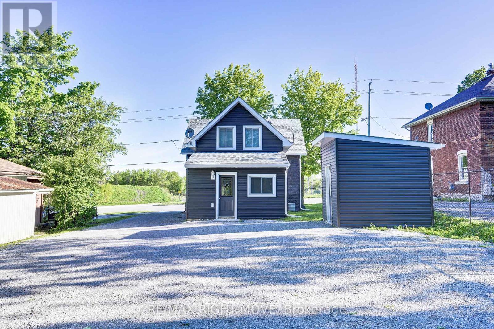 209 Atherley Road, Orillia, Ontario  L3V 1N6 - Photo 23 - S13431730