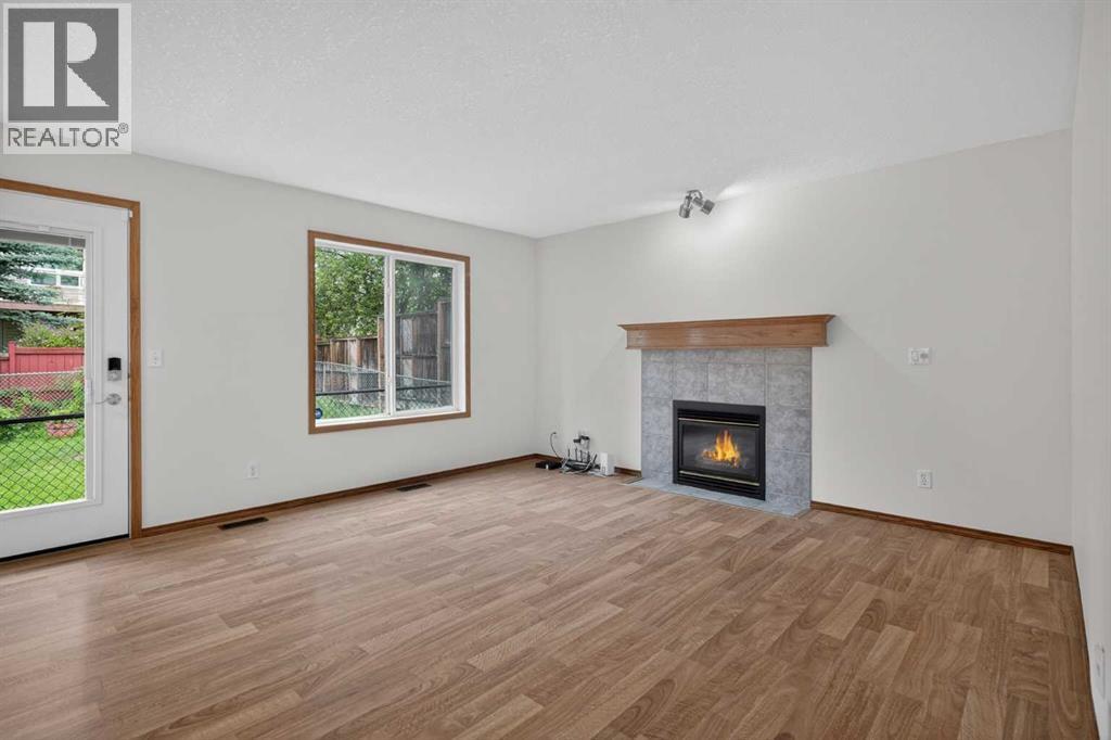 161 Tuscarora Close NW, Calgary, Alberta  T3L 2E3 - Photo 4 - A2319169