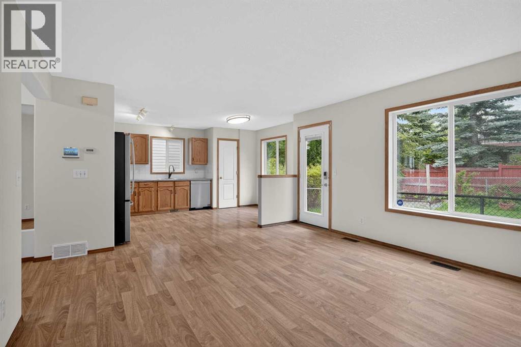 161 Tuscarora Close NW, Calgary, Alberta  T3L 2E3 - Photo 5 - A2319169