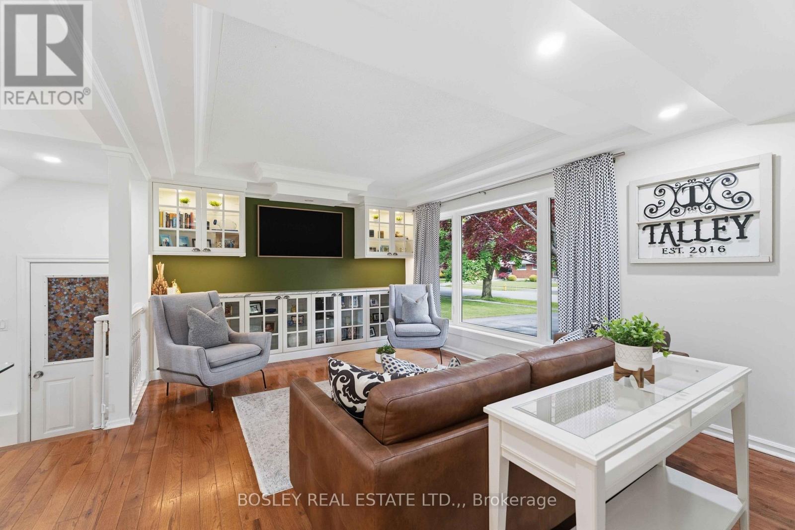 15 Grosvenor Street, St. Catharines, Ontario  L2M 3E1 - Photo 4 - X13432046