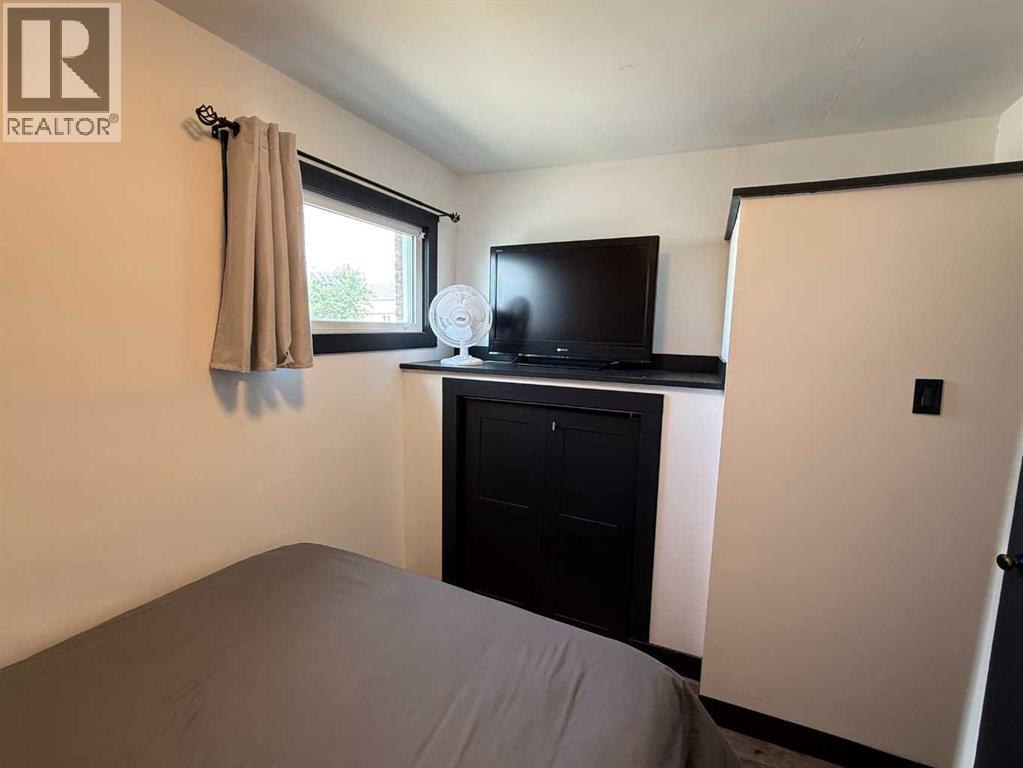 209 1 Street N, Vulcan, Alberta  T0L 2B0 - Photo 10 - A2305991